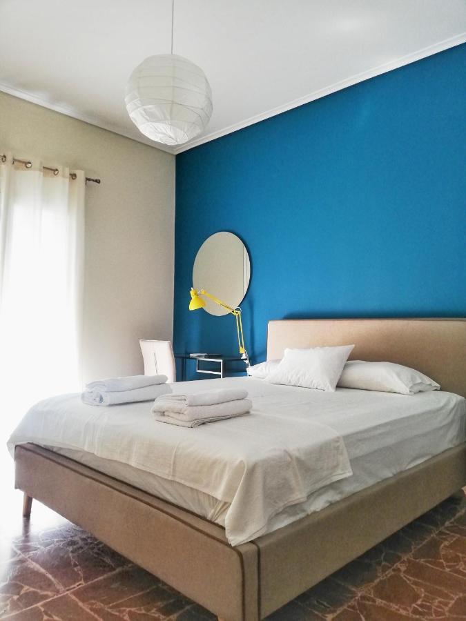 Cosy Retro Apartment Zakynthos Town Exterior photo