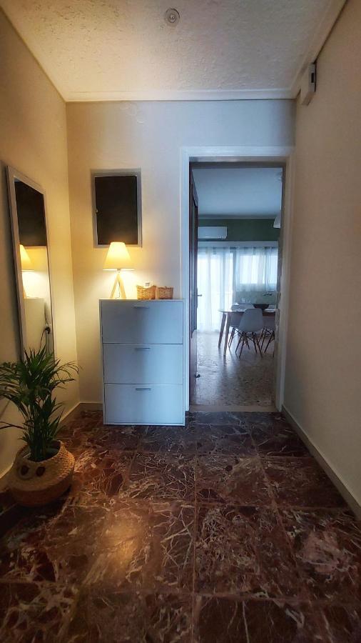 Cosy Retro Apartment Zakynthos Town Exterior photo